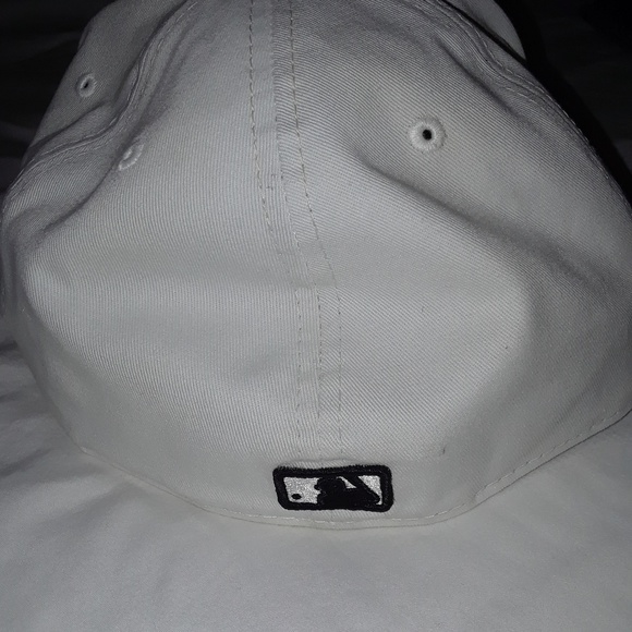 Hat - Picture 2 of 2